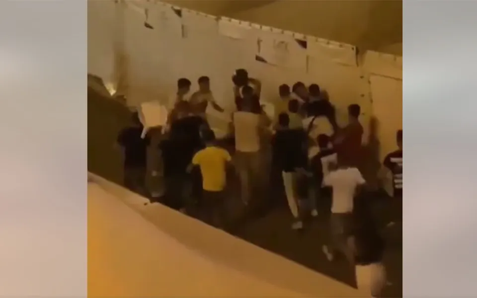 Pestarono un ragazzo sul lungomare di Reggio Calabria, in 9 raggiunti dal Daspo urbano