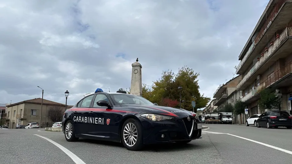 Fuga dopo l’alt dei carabinieri, arrestato uomo nel Catanzarese