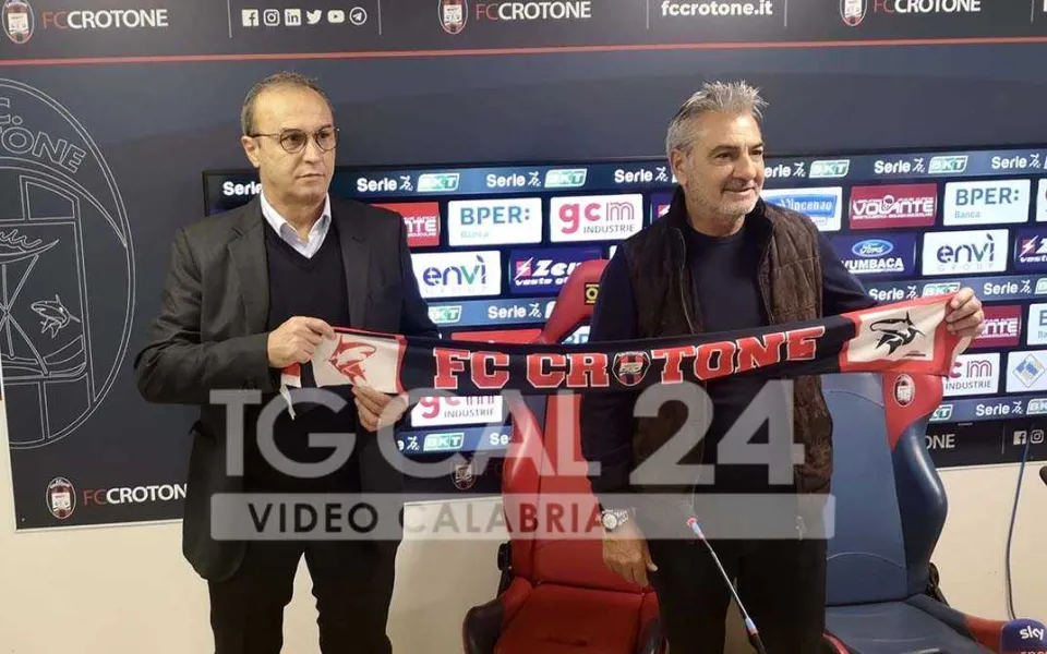 CALCIO SERIE B | Pasquale Marino sulla panchina del Crotone: "L'obiettivo è ridare equilibrio e serenità alla squadra"