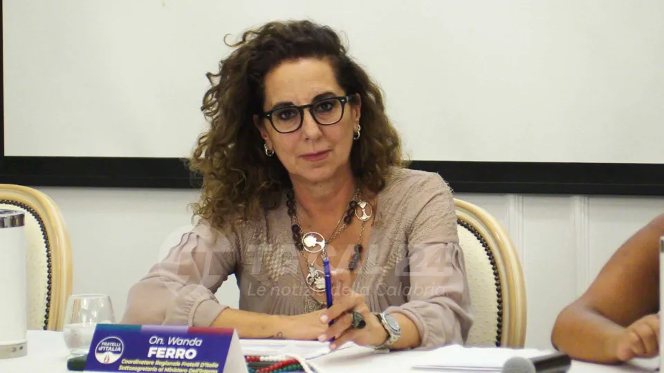 Stabilizzati ex tirocinanti giudiziari, Ferro: risultato storico