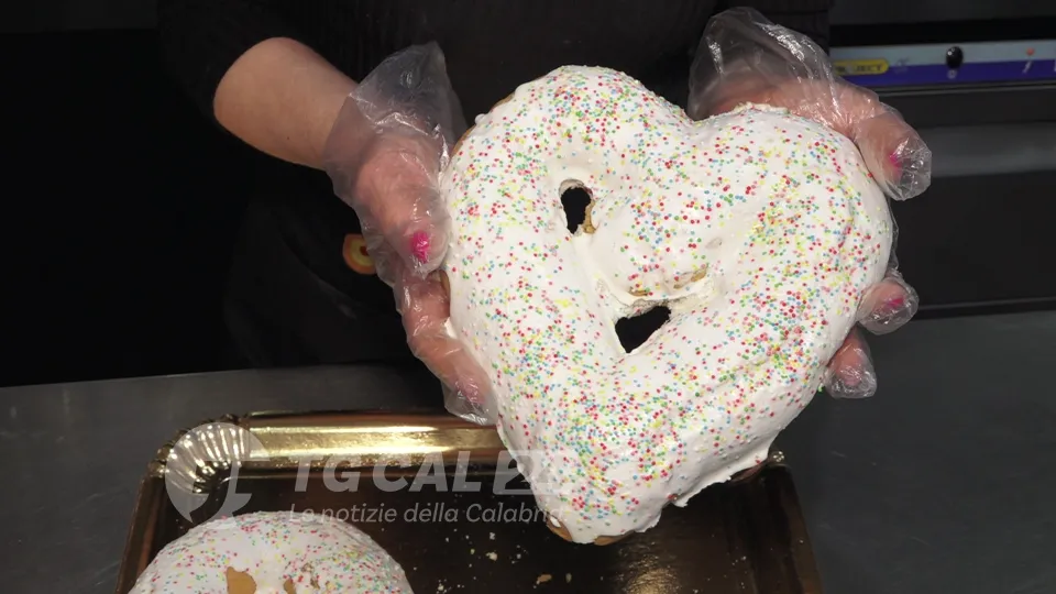 Dolci di Pasqua: la Calabria celebra la tradizione, ma manca manodopera