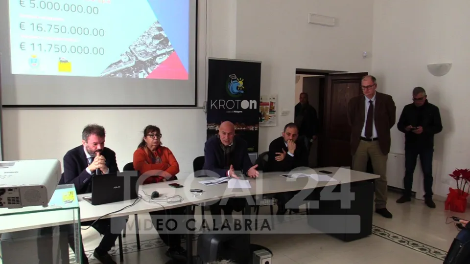 VIDEO | Accordo Eni-Comune di Crotone, presentati gli interventi per il 2023: valgono 5 milioni di euro
