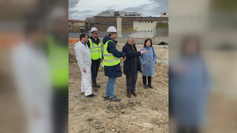 Bonifica: il commissario Errigo visita il cantiere dell'ex scuola di San Francesco