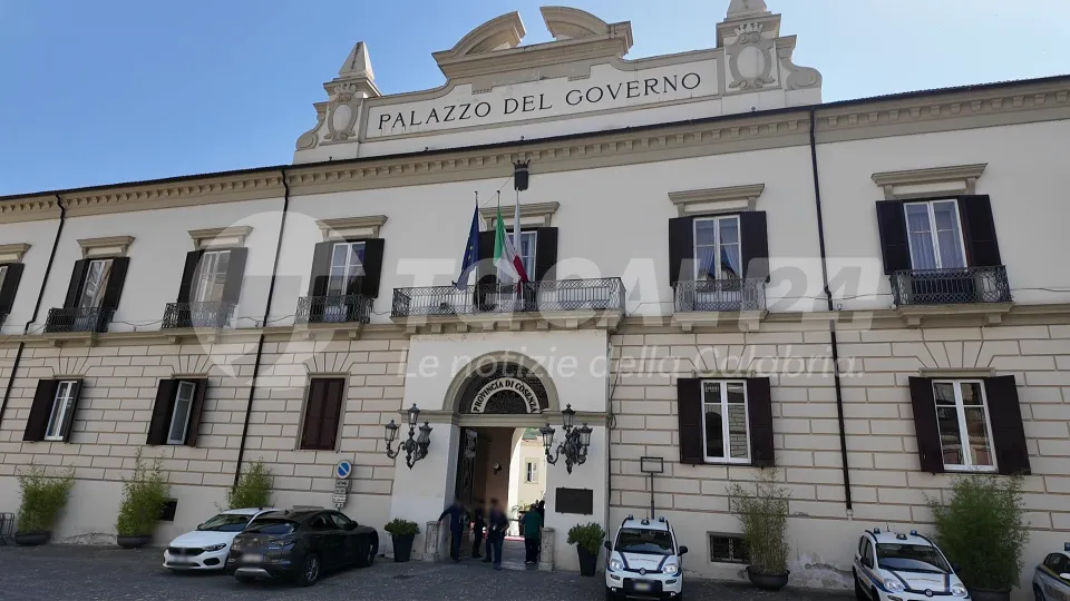 Paterno Calabro, sospeso il Consiglio comunale