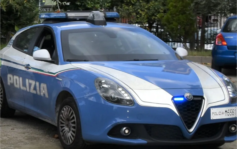 Corigliano-Rossano, 68enne muore in uno studio medico: accertamenti della Polizia