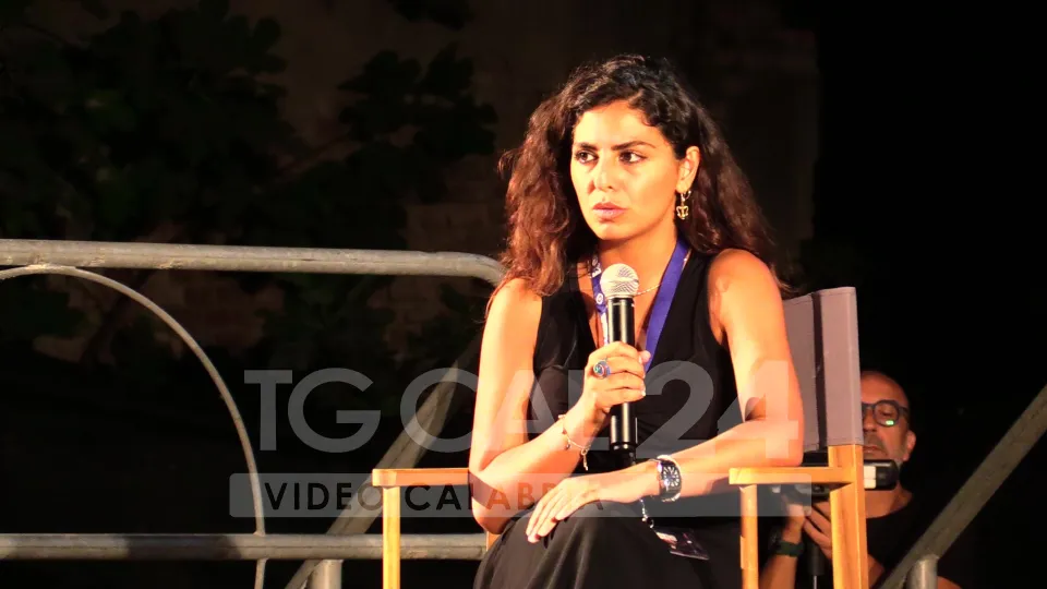 VIDEO | Il coraggio di Pegah per cambiare l'Iran