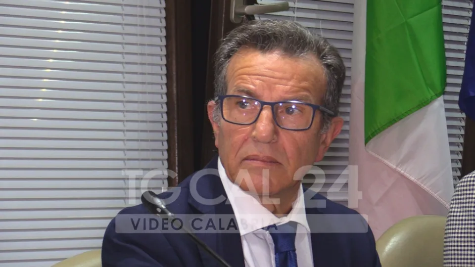 VIDEO | Afflitto (M5S): «C'è un ordine di servizio del 2009 che esclude qualsiasi mio incarico apicale»
