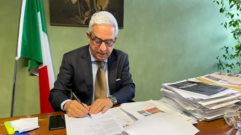 Politica: l'ex sindaco di Rende Marcello Manna è candidabile