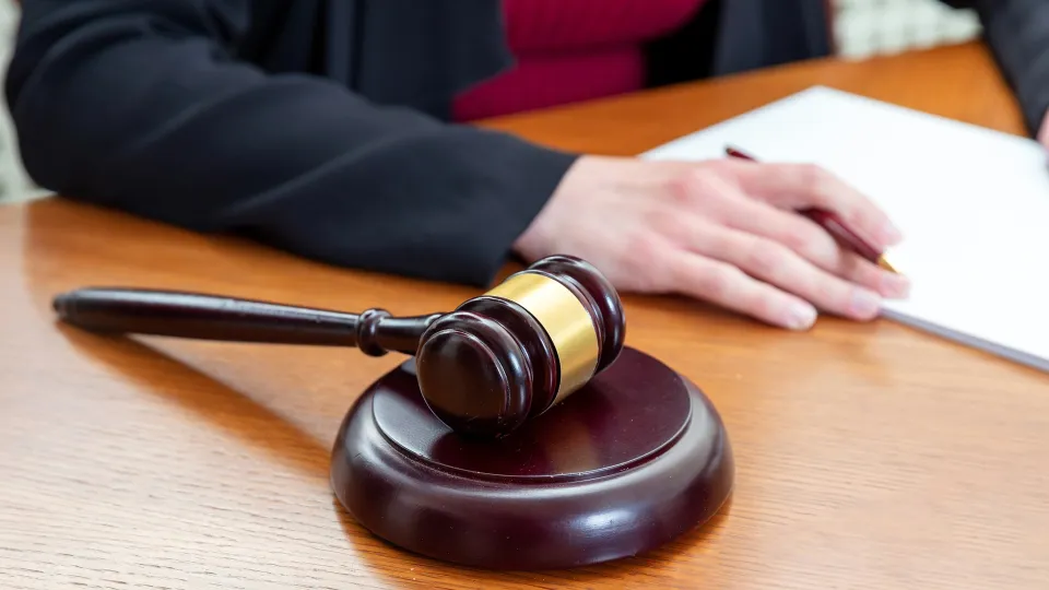 Concorso Giustizia, esclusione annullata dal Tar