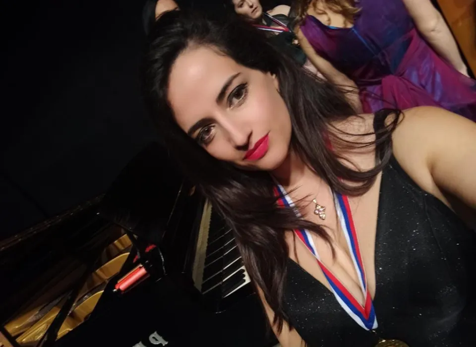 Il mezzosoprano Marta Erminia Floro incanta Belgrado e vince il primo premio ad un concorso internazionale