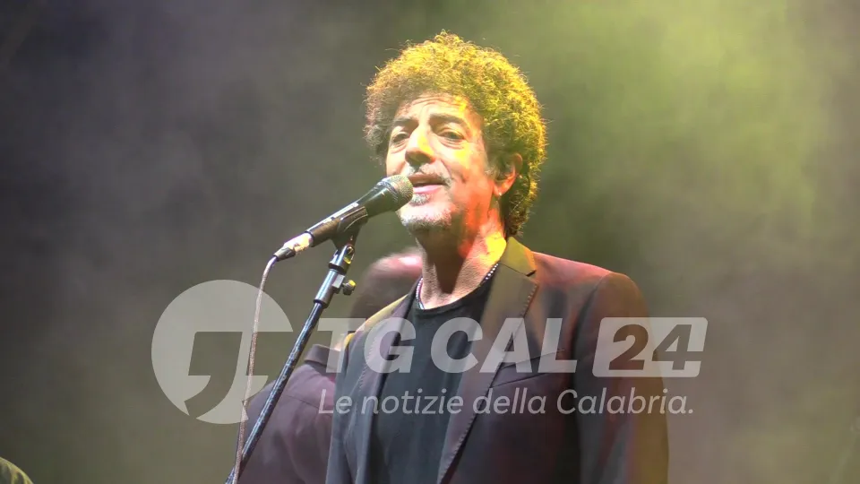 Max Gazzè: è feeling con l'Orchestra della Calabria