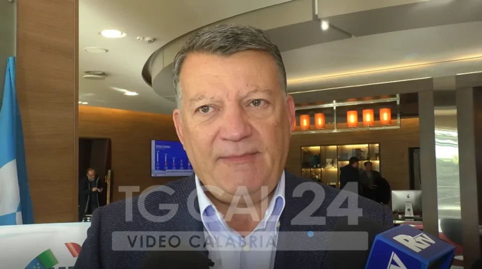 Bombardieri, Uil: "La mafia consuma la Calabria, ma la politica non è in grado di dare risposte"