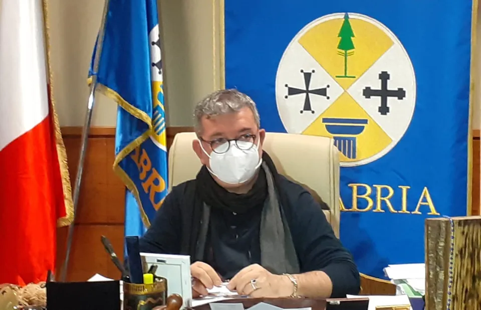 Regione Calabria, l'accelerazione decisionista di Nino Spirlì (Lega) disorienta gli avversari interni ed esterni