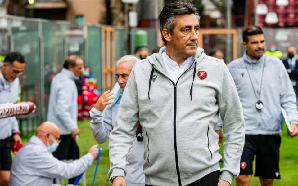 Calcio | Serie B: la Reggina espugna il San Vito-Marulla e si gode la vetta