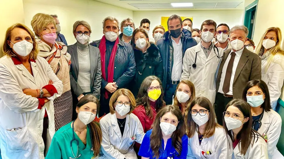 Sanità: arrivati i medici del Bambino Gesù per curare i più piccoli del Mater Domini (VIDEO)