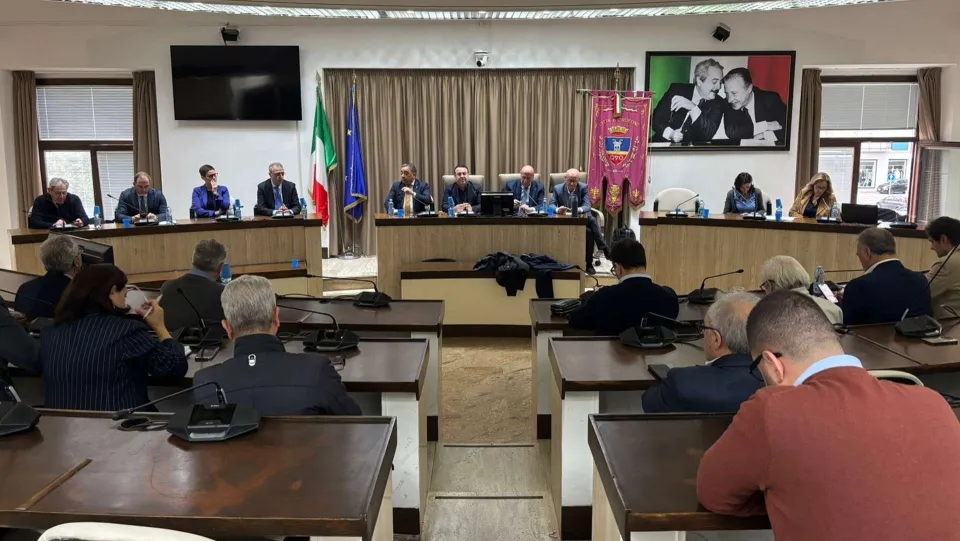Acqua: sottoscritto l’accordo operativo tra Sorical, Congesi e Comuni
