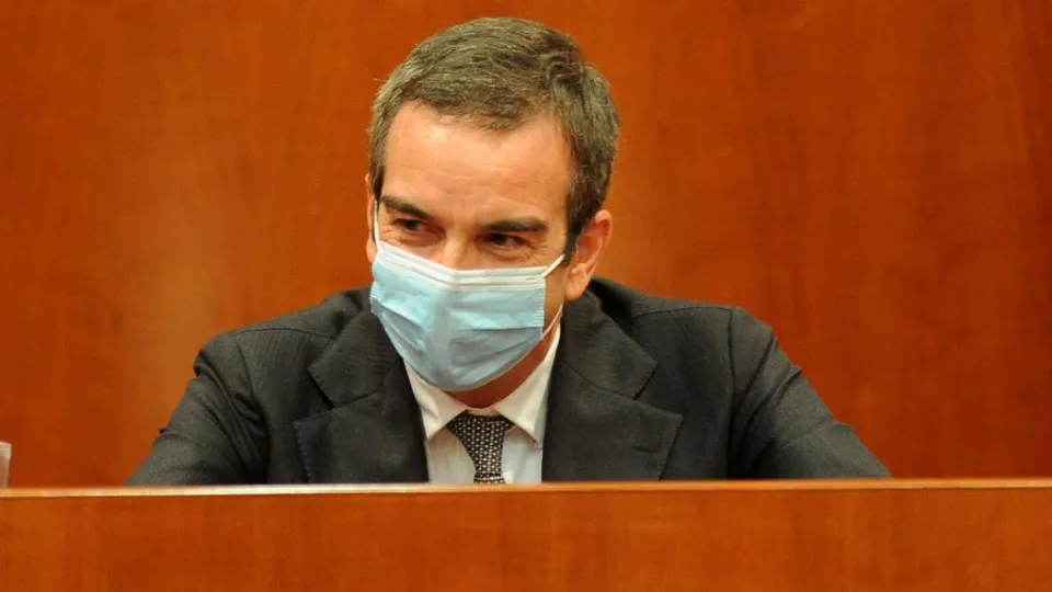 Coronavirus, Occhiuto: «In zona arancione restrizioni siano solo per i no-vax»
