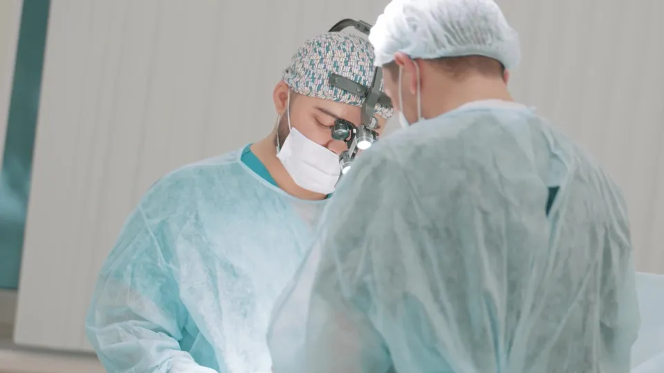 Sanità, Occhiuto apre all'impiego di altri medici stranieri