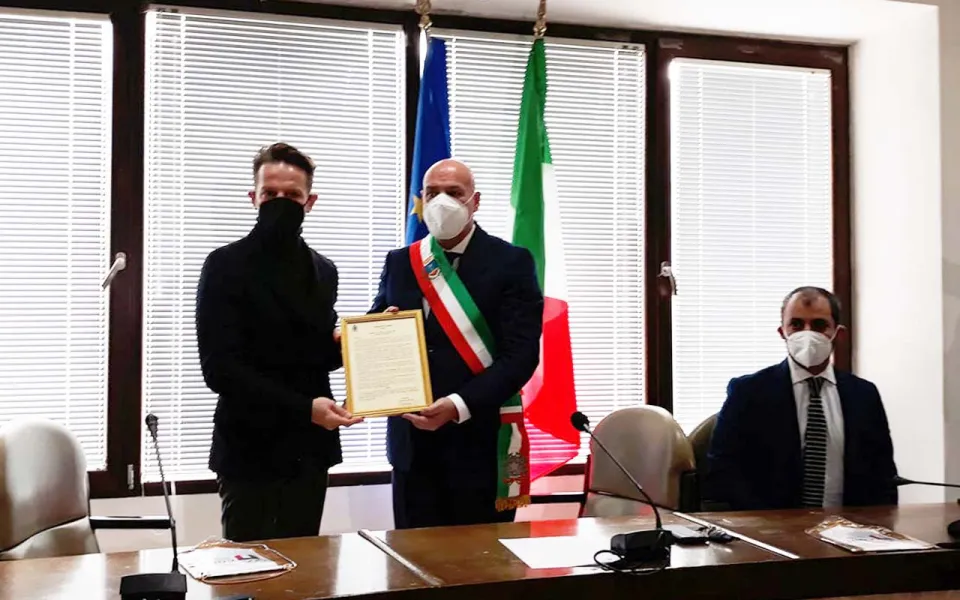 Encomio solenne per il campione italiano dei pesi Welter Tobia Loriga
