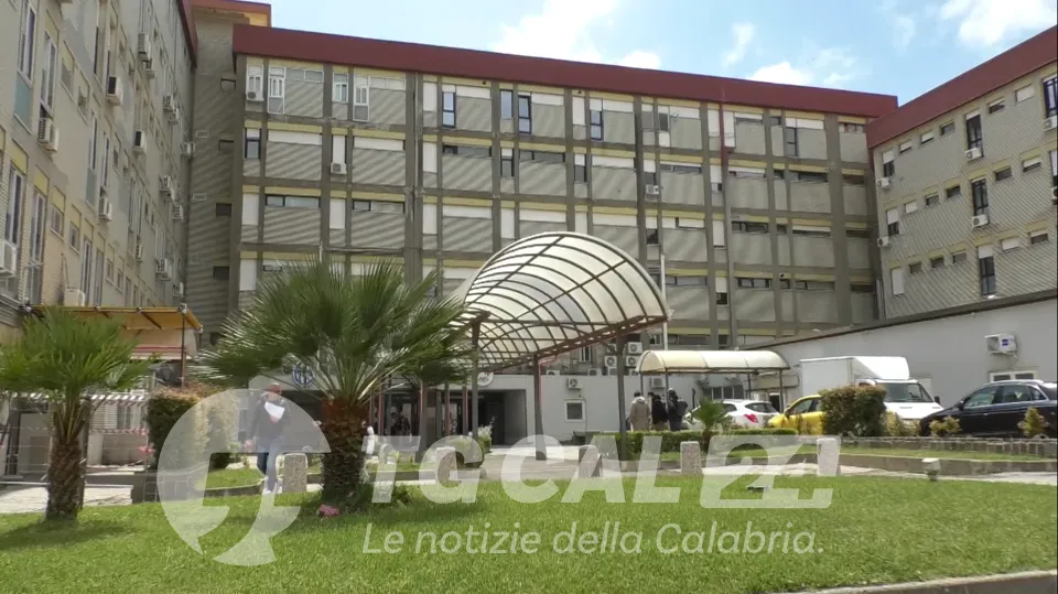 Stabili le condizioni della bimba caduta dal secondo piano di una casa famiglia